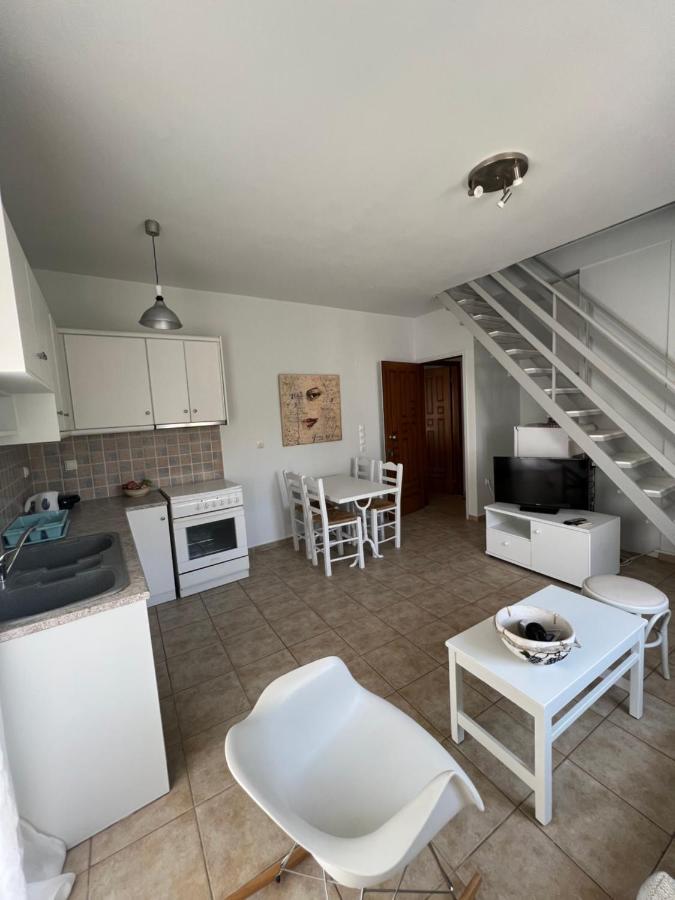 Central Tiny Loft In Argostoli Exterior photo